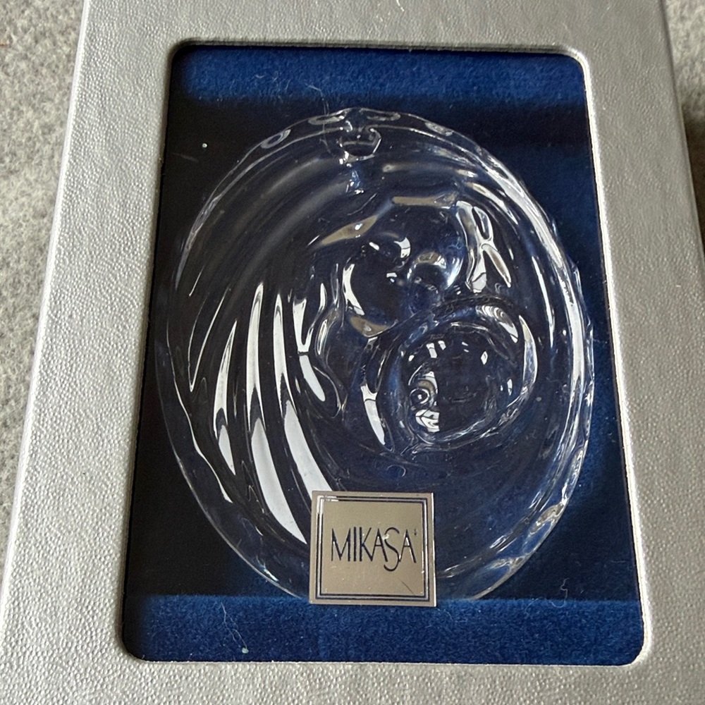 Mikasa Clear Glass Holiday Ornament